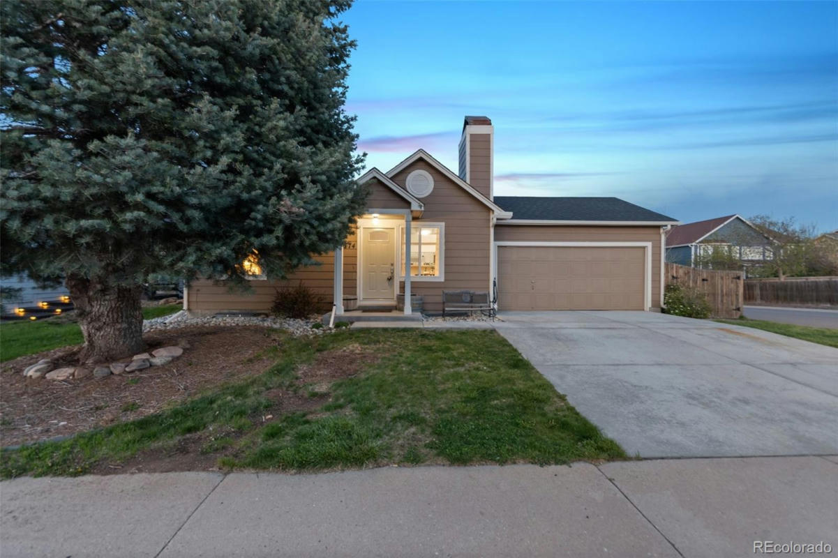 174 N WILLOW ST, CASTLE ROCK, CO 80104, photo 1 of 48